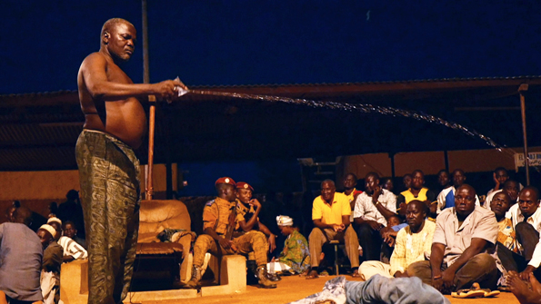 Reisen zu Saidou Bikienga, Bukina Faso, Afrika, Prtagonist Film Wunder der Lebenskraft